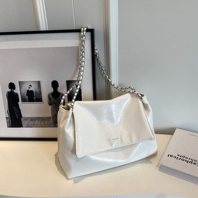 Chain Strap Flap Tote Bag - Off-White / One Size