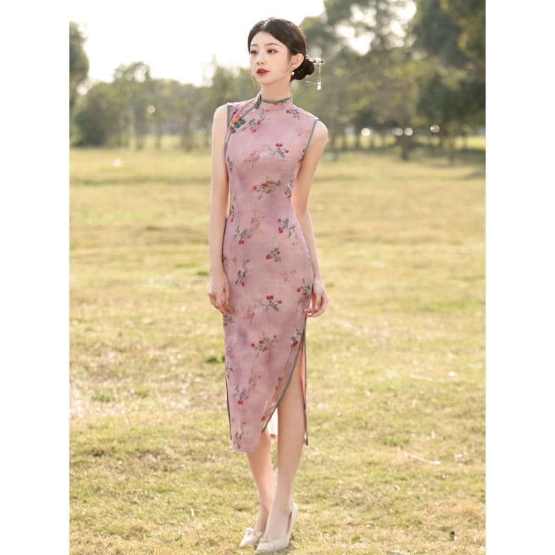 Cherry Blossom Sleeveless Long Cheongsam - Female Hanfu