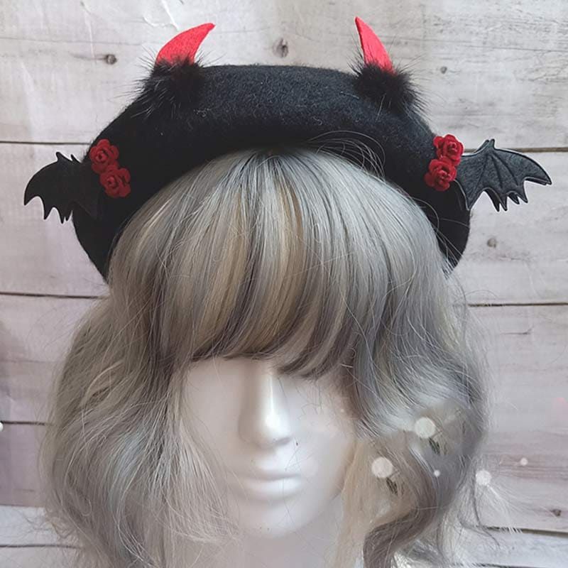 Chic Bat Wings Lolita Beret - Black B / One Size