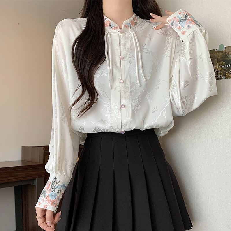 Chic Flower Embroidery Buckle Long Sleeve Shirt