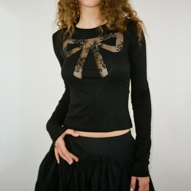 Chic Lace Bow Top - S / Black - Tops