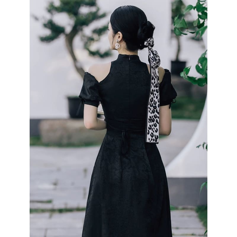 Chic Textured Puffy Sleeve Cheongsam - Female Hanfu