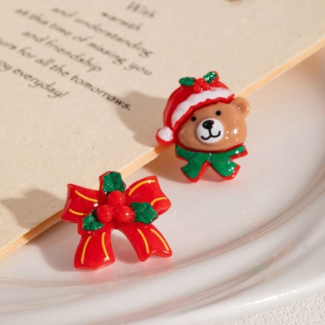 Christmas Cartoon Asymmetrical Resin Stud Earring - 1 Pair