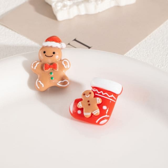 Christmas Cartoon Asymmetrical Resin Stud Earring - 1 Pair