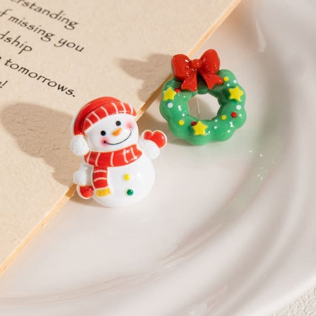 Christmas Cartoon Asymmetrical Resin Stud Earring - 1 Pair