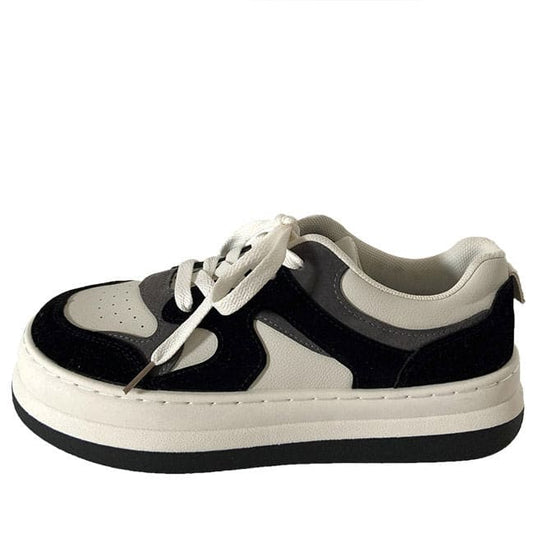 Coffee Cream Sneakers - EU35 (US5.0) / Black - Sneakers