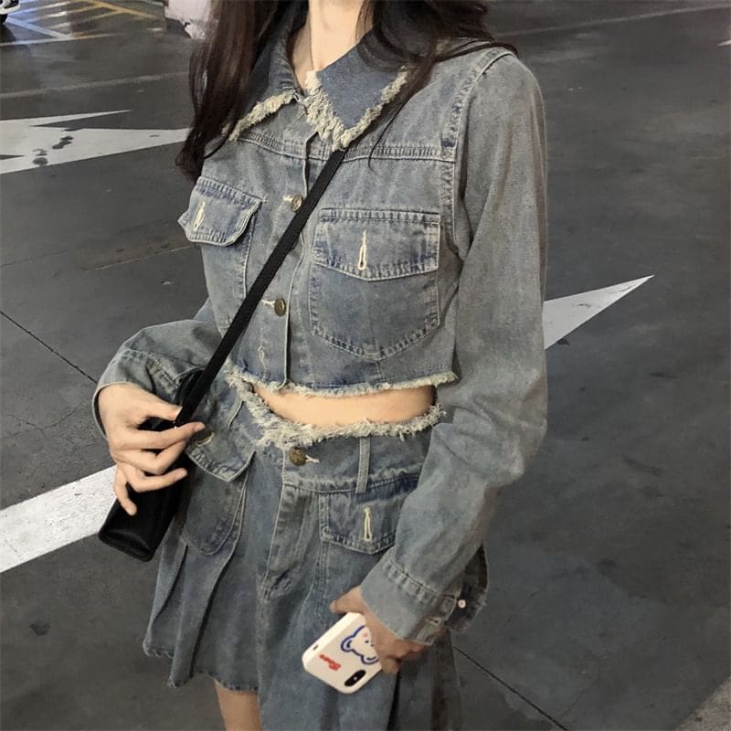 Collared Washed Fray Crop Button Denim Jacket / High Waist