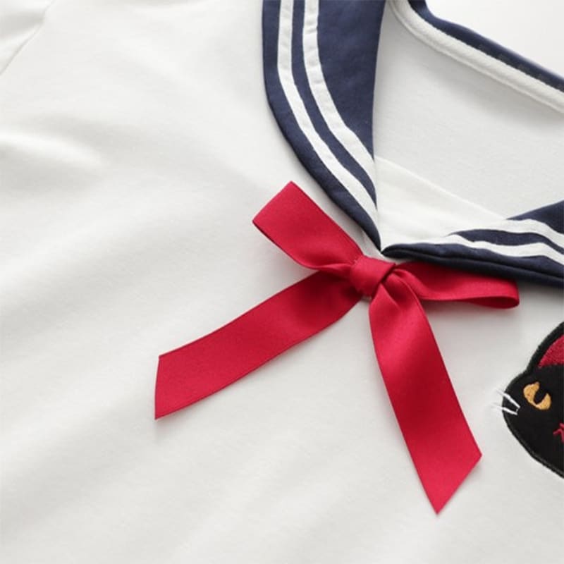 College Style Sailor Collar Bow Shirt