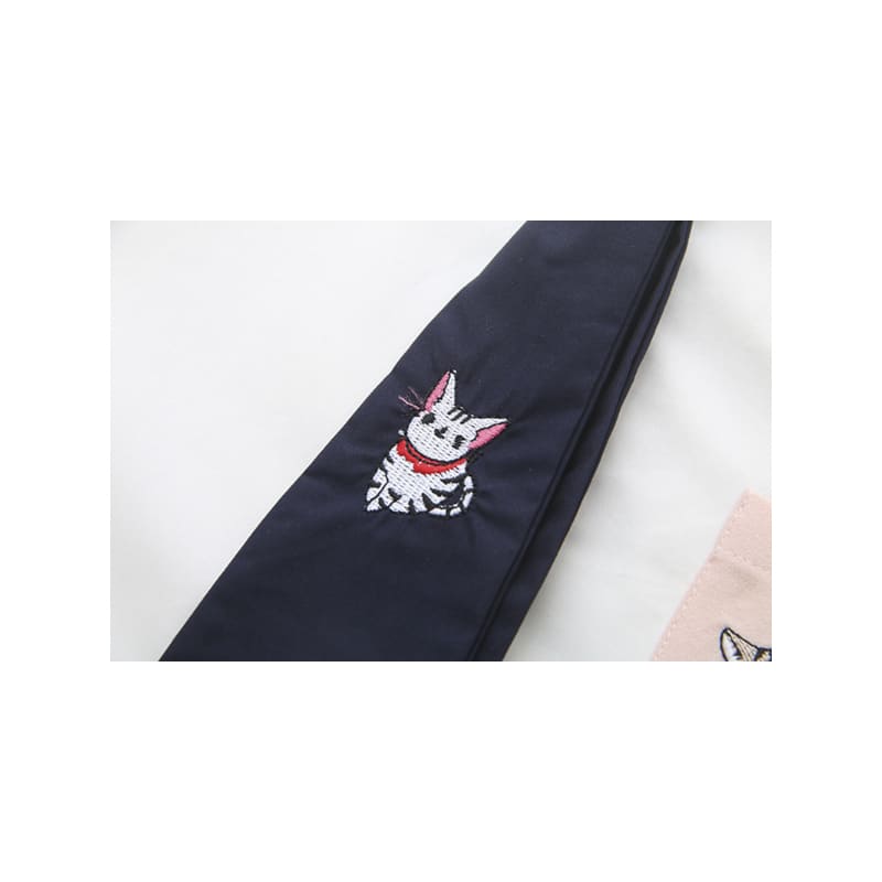 College Style T-Shirt Sweet Pocket Cat Embroidered Tie