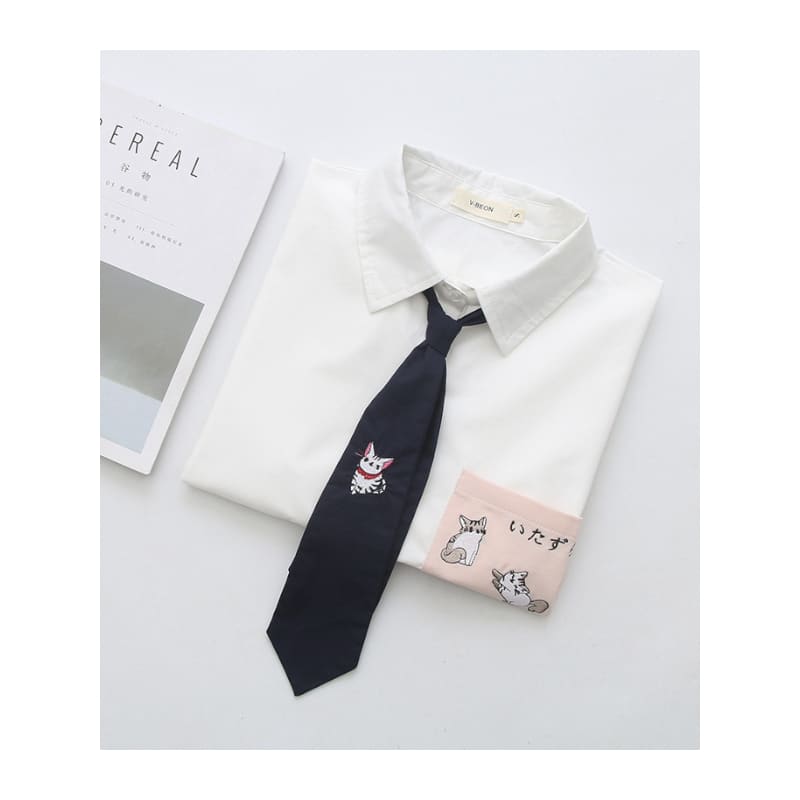 College Style T-Shirt Sweet Pocket Cat Embroidered Tie