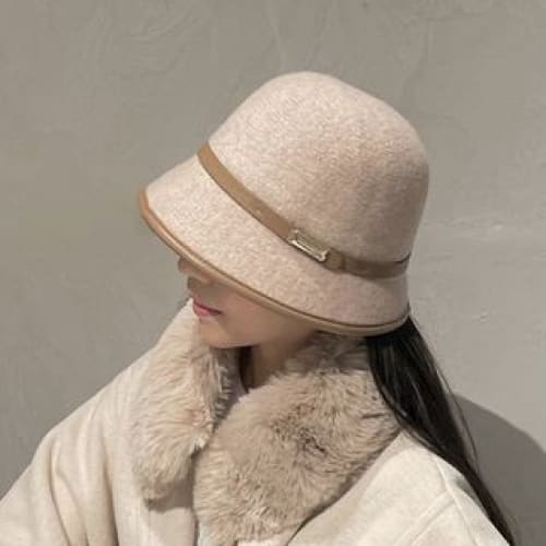 Contrast Trim Cloche Hat