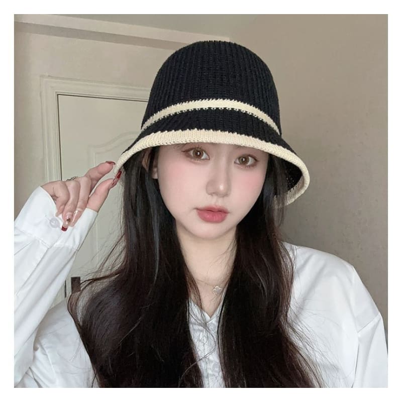 Contrast Trim Straw Bucket Hat