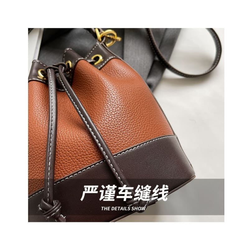 Contrast Trim Top Handle Bucket Bag