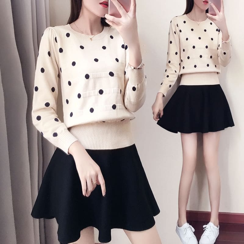 Crew Neck Dotted Sweater