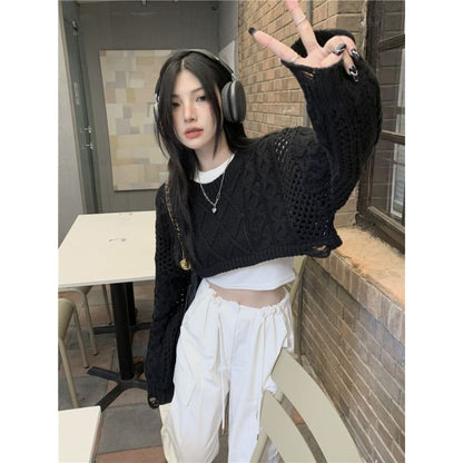 Crewneck Cable Knit Plain Crop Sweater