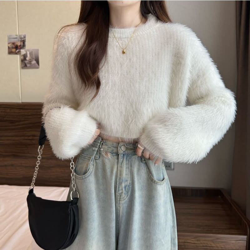 Crewneck Plain Woolen Oversize Cropped Sweater