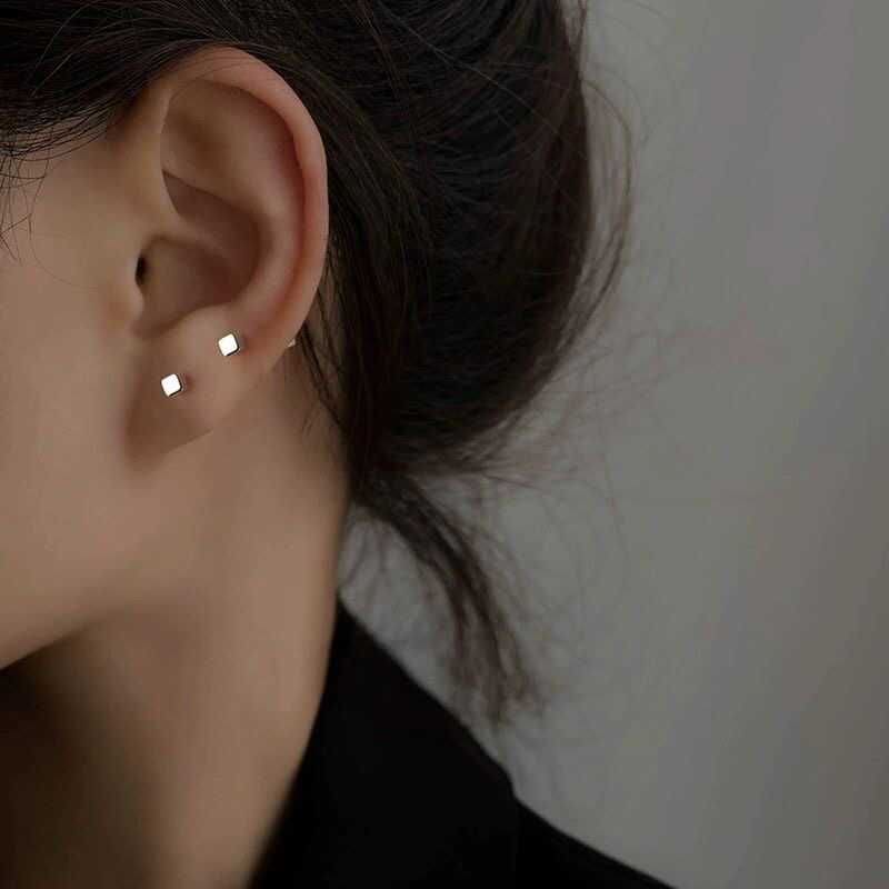 Cube Ear Stud