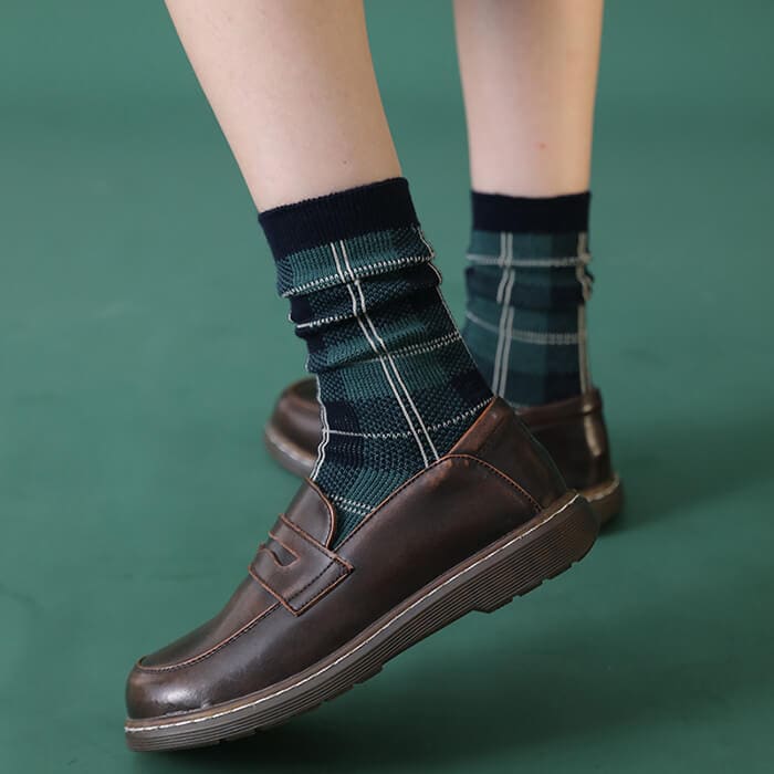 Dark Vintage Plaid Socks - Green/blue - Socks