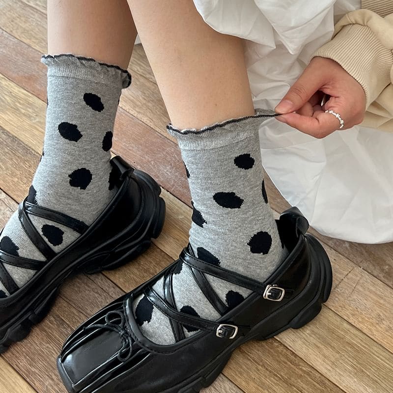 Dotted Frill Trim Socks