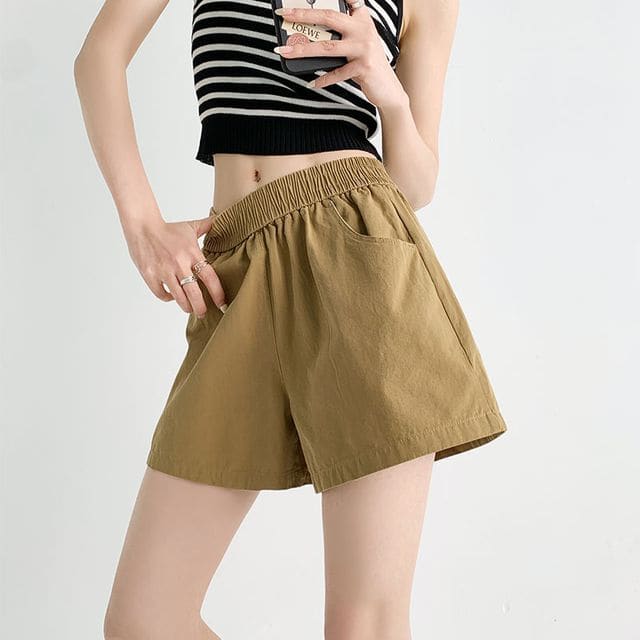 Elastic Waist Plain Shorts - Khaki / S