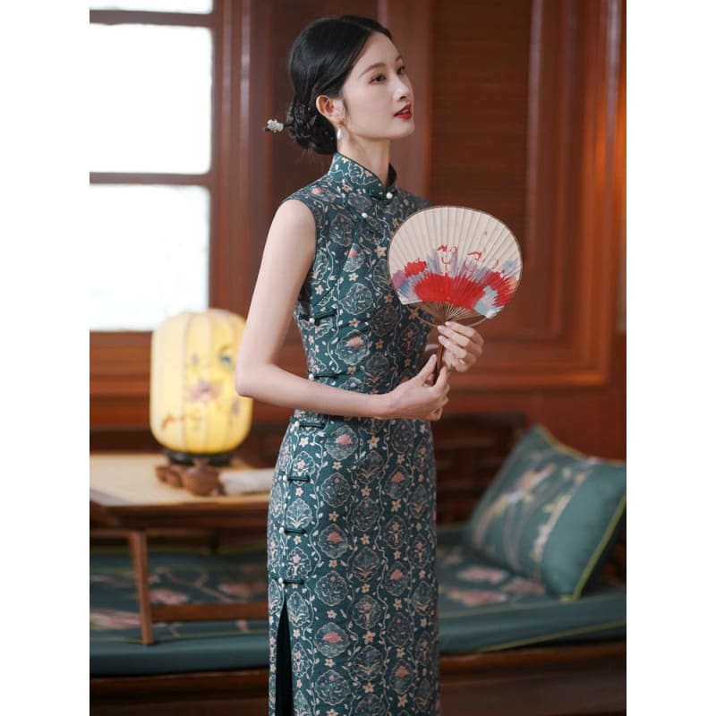 Elegant Classic Floral Cheongsam - Female Hanfu