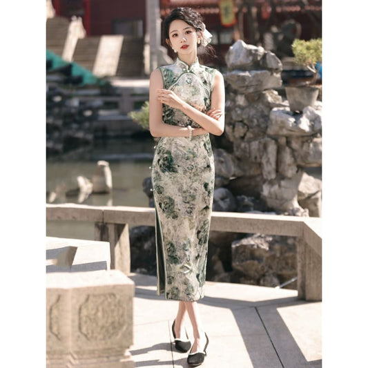 Elegant Forest Sleeveless Long Cheongsam - S - Female Hanfu