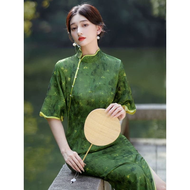 Elegant Green Cheongsam Dress - Female Hanfu