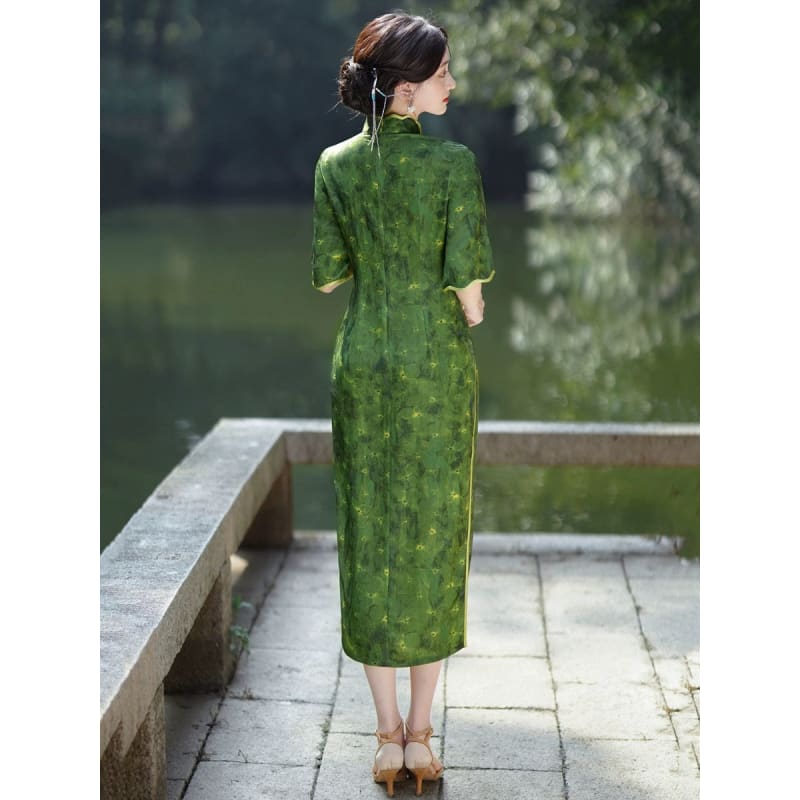 Elegant Green Cheongsam Dress - Female Hanfu