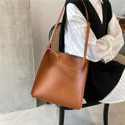 Elegant Leather Tote Bag - Handbags