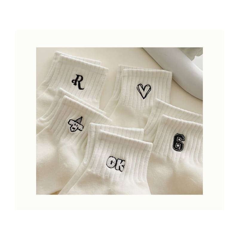 Embroidered Short Socks Set