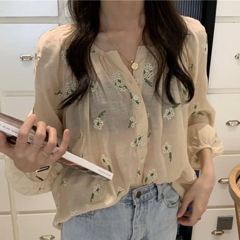 Embroidered Single-Breasted Blouse