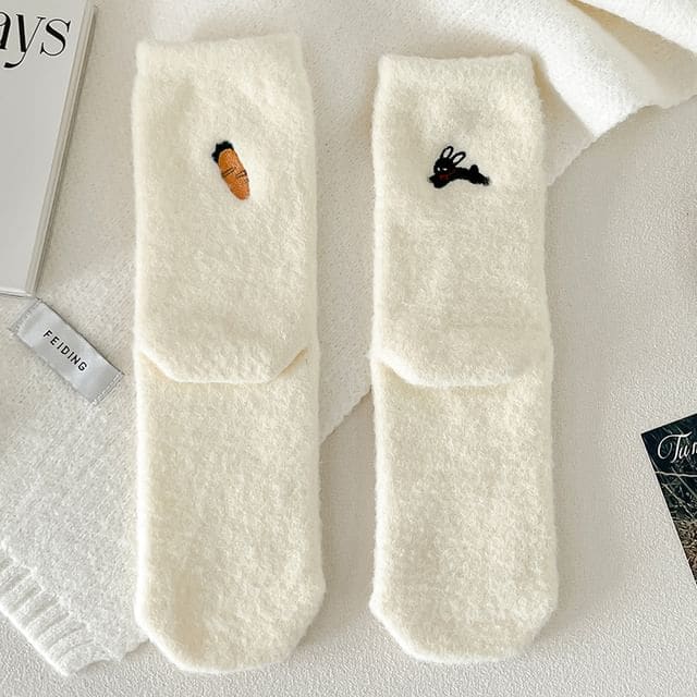 Embroidered Socks / Set - Set of 2 Pair - White / One Size