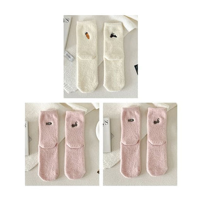 Embroidered Socks / Set - Set of 3 Pair - White & 2 Pair