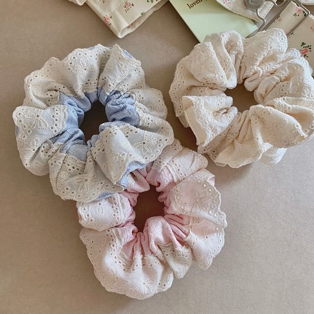 Eyelet Lace Scrunchie