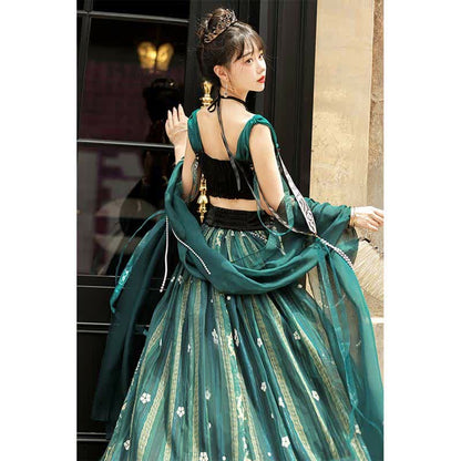 Fascinating Embroidery Top Pearl Chain Decor High Waist