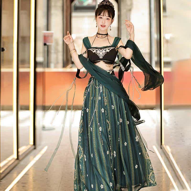 Fascinating Embroidery Top Pearl Chain Decor High Waist