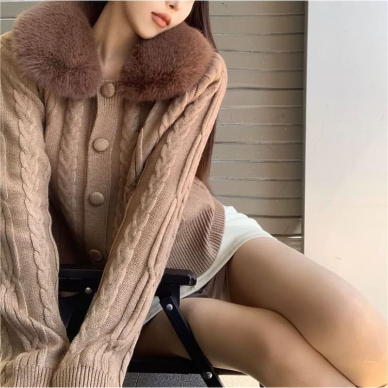 Faux Fur-Collar Cable-Knit Cardigan in 6 Colors