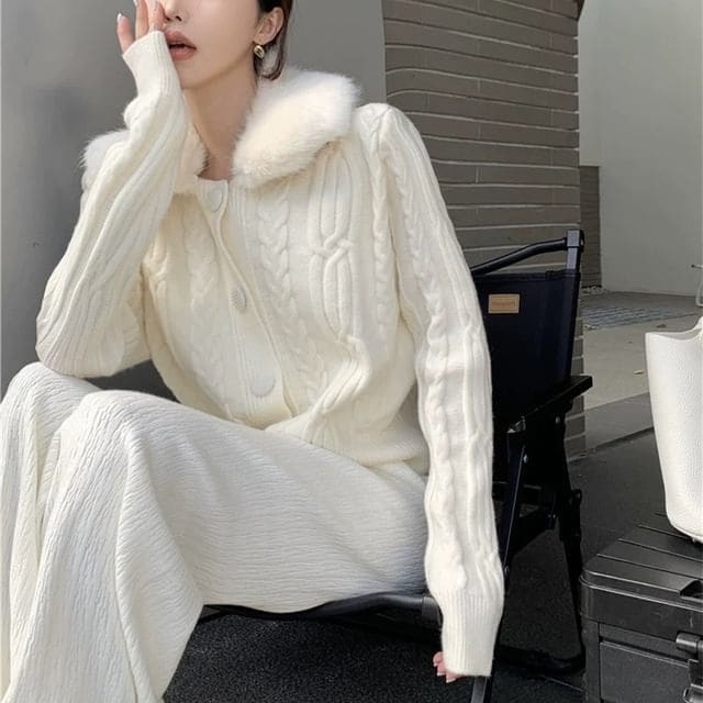 Faux Fur-Collar Cable-Knit Cardigan in 6 Colors - Off White
