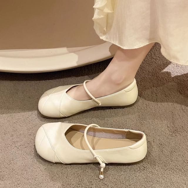 Faux Leather Metallic Balletcore Flats - Off-White / 35