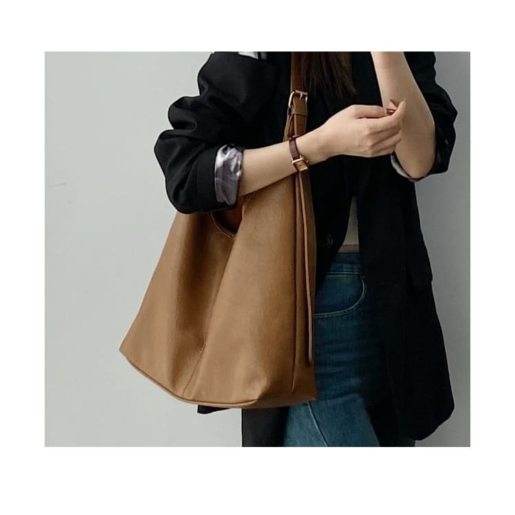 Faux Leather Tote Bag / Pouch / Set