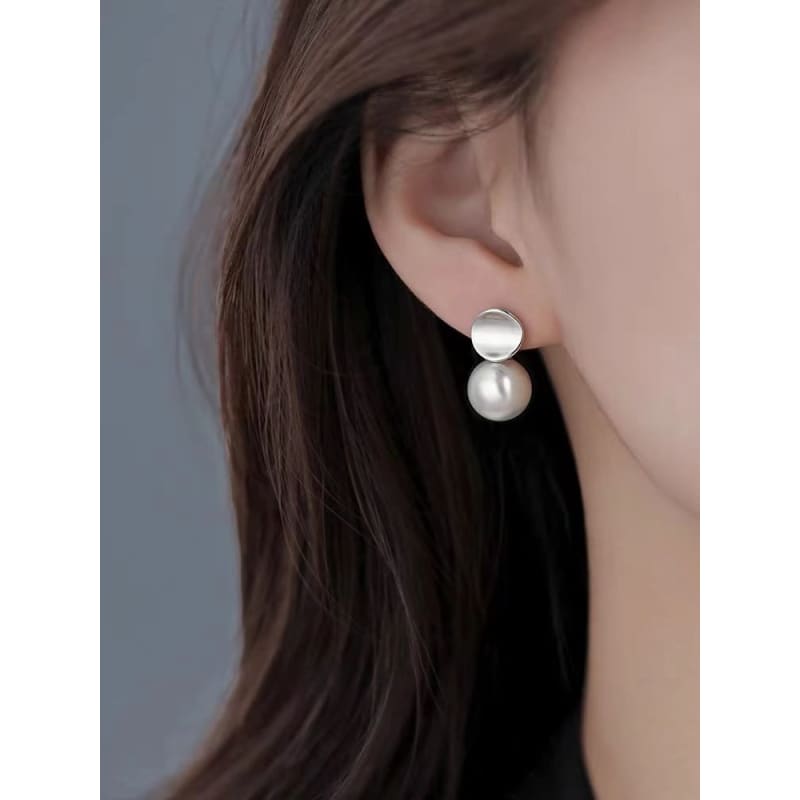 Faux Pearl Alloy Drop Earring