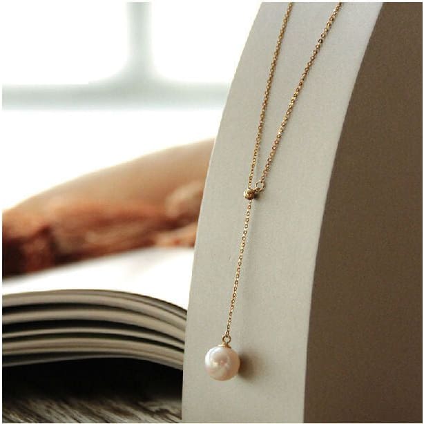 Faux Pearl Drop Necklace