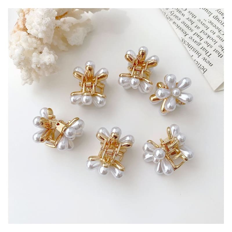 Faux Pearl Flower Hair Claw / Set of 6