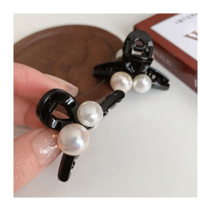 Faux Pearl Mini Hair Clip