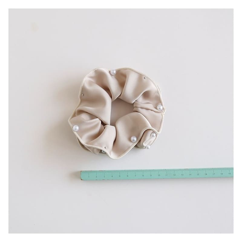 Faux Pearl Scrunchie - Champagne / One Size