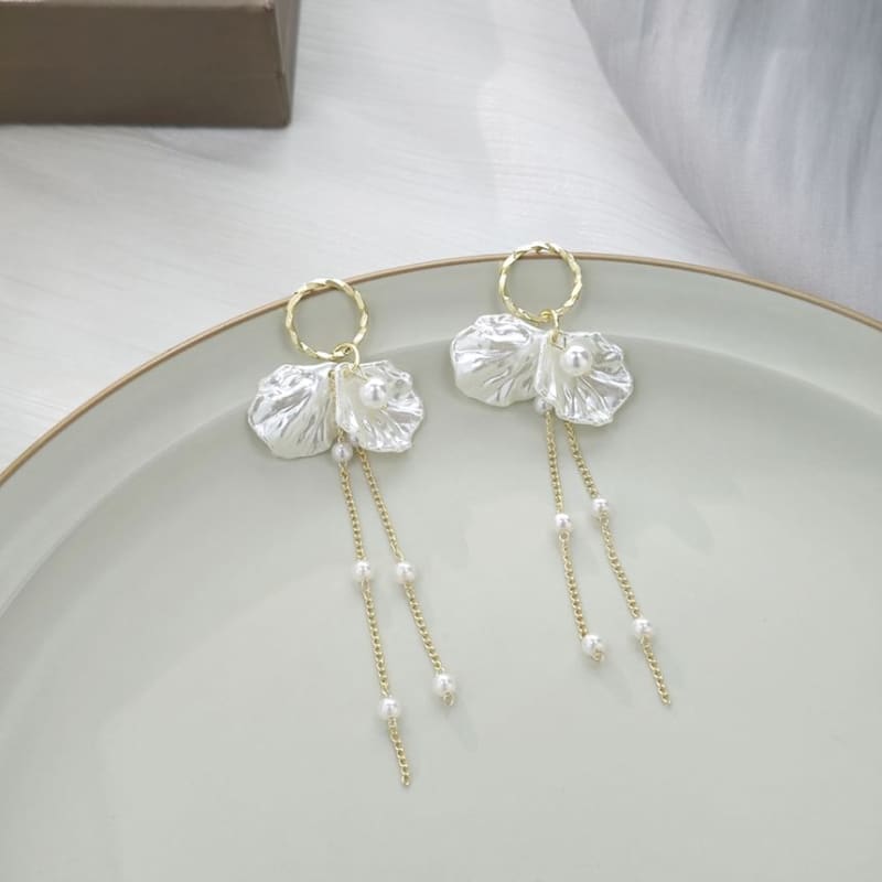 Faux Pearl Shell Drop Earring / Clip On Earring