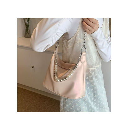 Faux Pearl Strap Chained Crossbody Bag