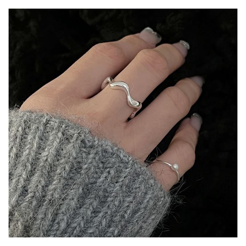 Faux Pearl / Wavy Alloy Open Ring