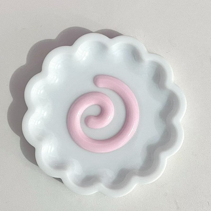 Fish Cake Storage Plate - Heartzcore MK Kawaii Store