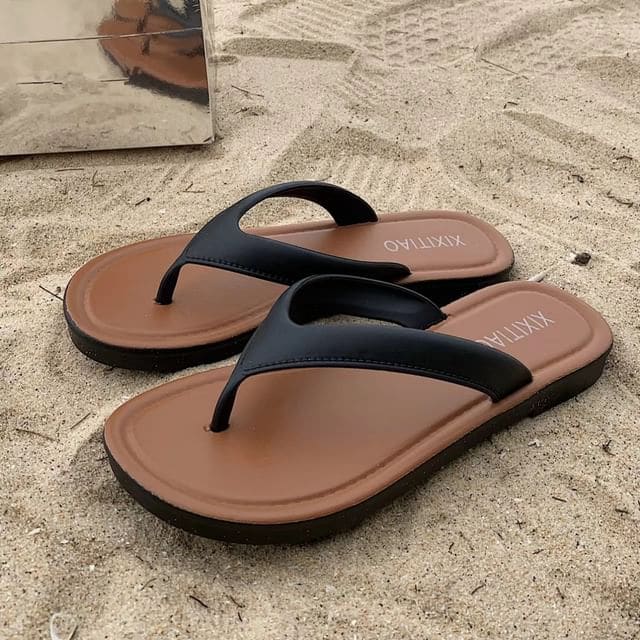 Flat Flip-Flops - Black & Brown / 36